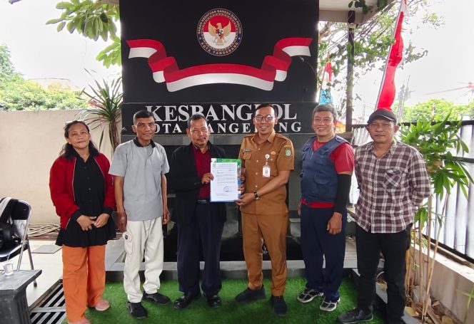 
					DPC INDEPENDEN CONTROL SOCIAL Kota Tangerang Resmi Terima SKTL dari Kesbangpol*