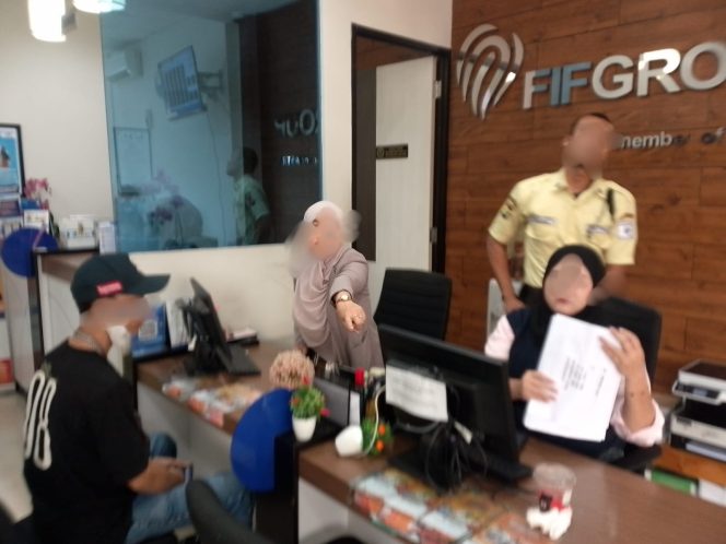 
					Diduga Rampas Kebebasan Pers, Insiden di FIF Tangcity Dilaporkan ke Polres Metro Tangerang Kota**