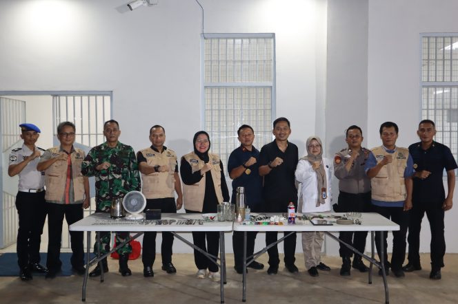 
					Perkuat Deteksi Dini, Lapas Tangerang Gelar Sidak Gabungan dan Tes Urine