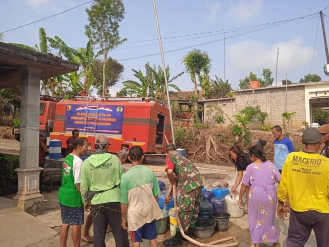 
					Kodim 0807 Tulungagung Bakti Sosial Air Bersih,HUT TNI ke 81 tahun