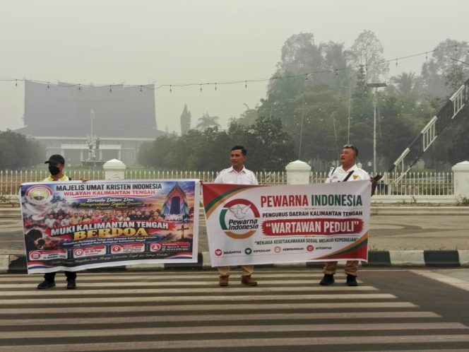 
					MUKI dan PEWARNA Kalteng Gelar Doa Bersama di Bundaran Besar, Serukan Pemulihan dari Karhutla