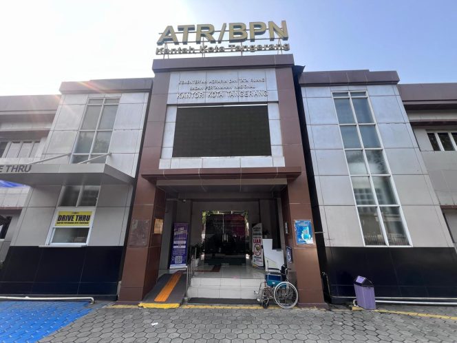 
					Silaturahmi dengan PWI se-Tangerang Raya, Tardi Paparkan Inovasi Digital Kantah Kota Tangerang