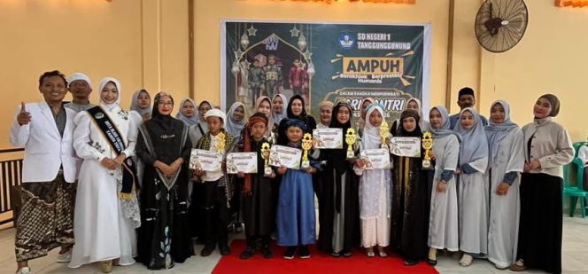 
					SD AMPUH Gelar Fashion Show Peringatan Hari Santri Nasional 2026